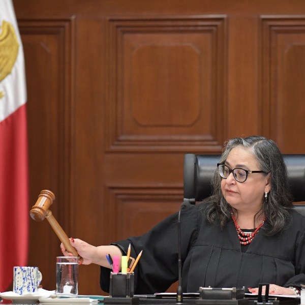 mexico-judicial-reform-suspension-pina