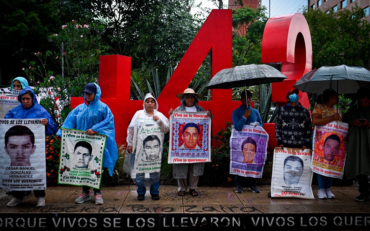 Aristegui_ ayotzinapa-caso-cepillo