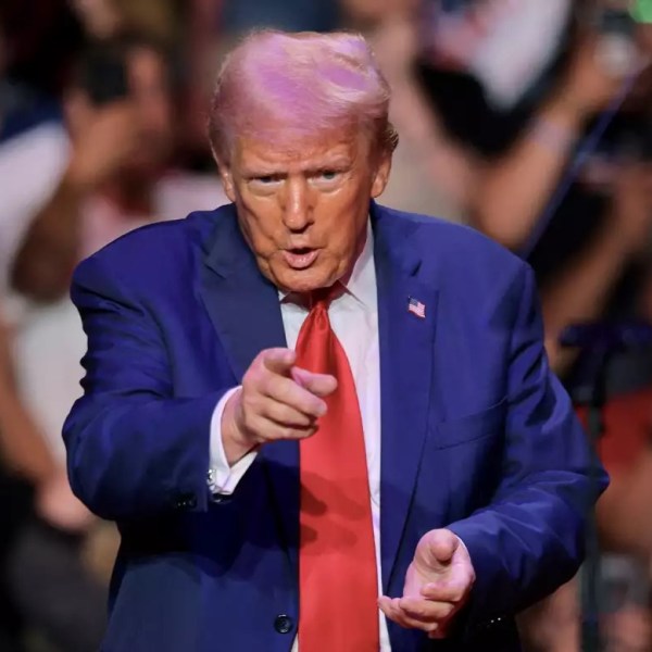 Router_trump-mexico-car-tariffs