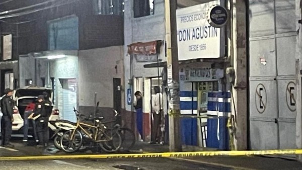 AMLeon_ irapuato-bar-attack-4-dead