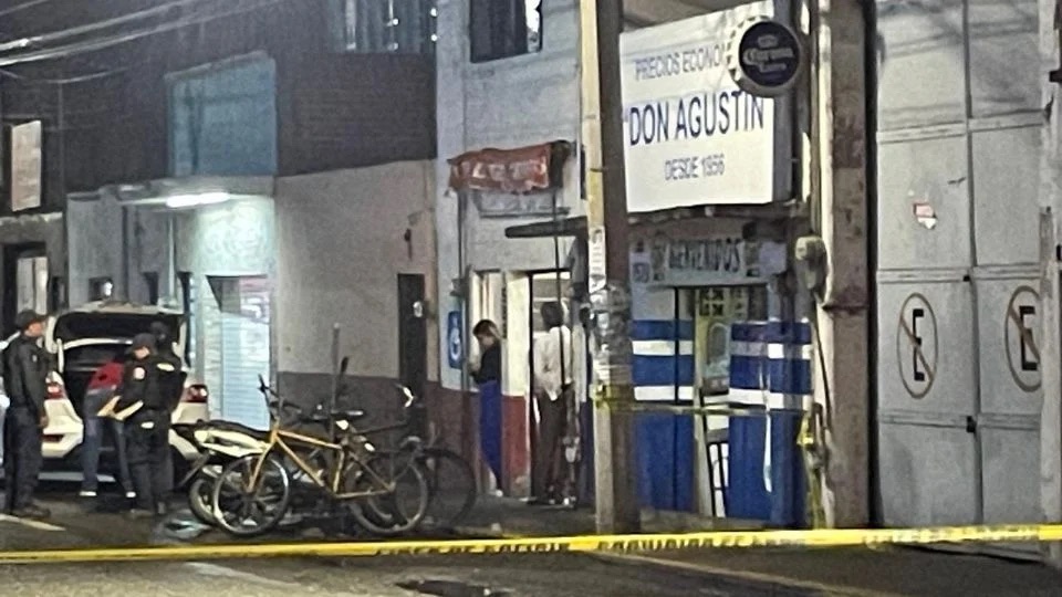 AMLeon_ irapuato-bar-attack-4-dead