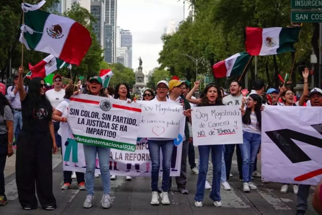 Expansion _ amlo-judicial-reform-protests-mexico
