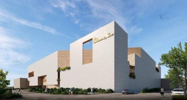 Plaza mayor started palacio de hierro