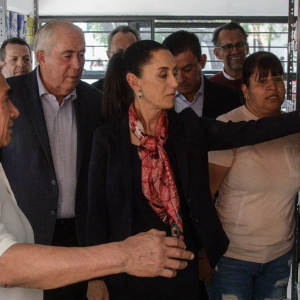 Elfinanciero-tiendas-del-bienestar-vs-oxxo-chedraui