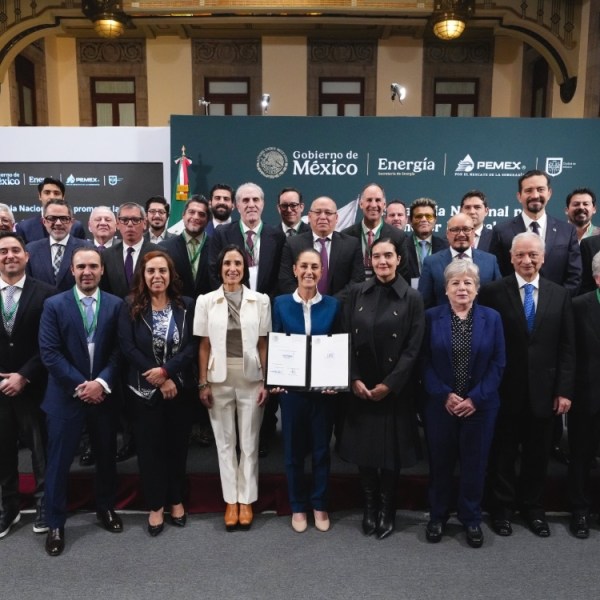 Aristegui-sheinbaum-gasolina-magna-precio-maximo-mexico-economia-energia-inflacion-acuerdo-empresas